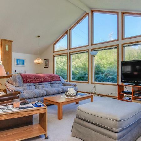 Captain Bill'S Beachhouse Lincoln City Buitenkant foto