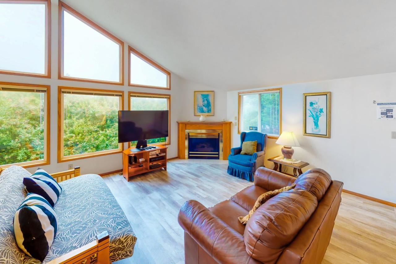 Captain Bill'S Beachhouse Lincoln City Buitenkant foto